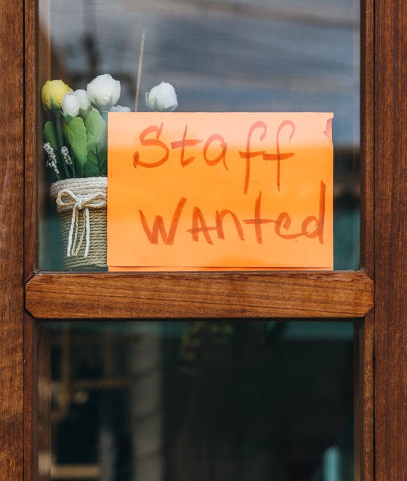 Cover Image for Retail Hiring: 6 Tips for Finding and Hiring Retail Workers for Small Businesses